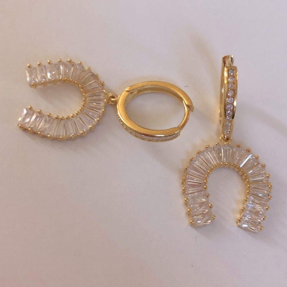 🐴Horseshoe 925 silver crescent earrings 18k yellow gold plated